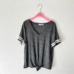 Y2K SO Gray Varsity Baseball V Neck Tee Size XL